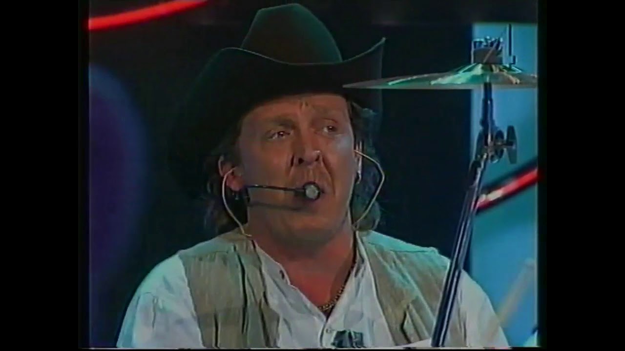 ETT HUS NERE VID STRANDEN   LASSE STEFANZ   1996