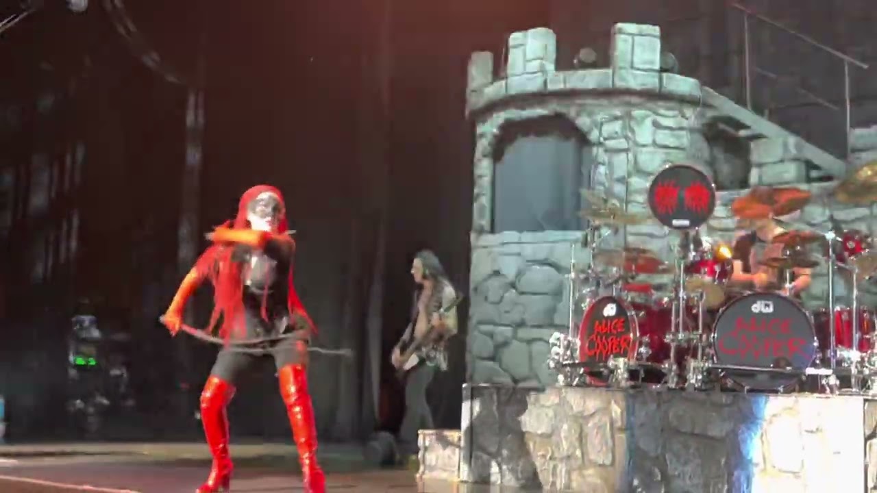 Alice Cooper Muncie, Indiana 9-20-22. Sheryl Cooper with whip!