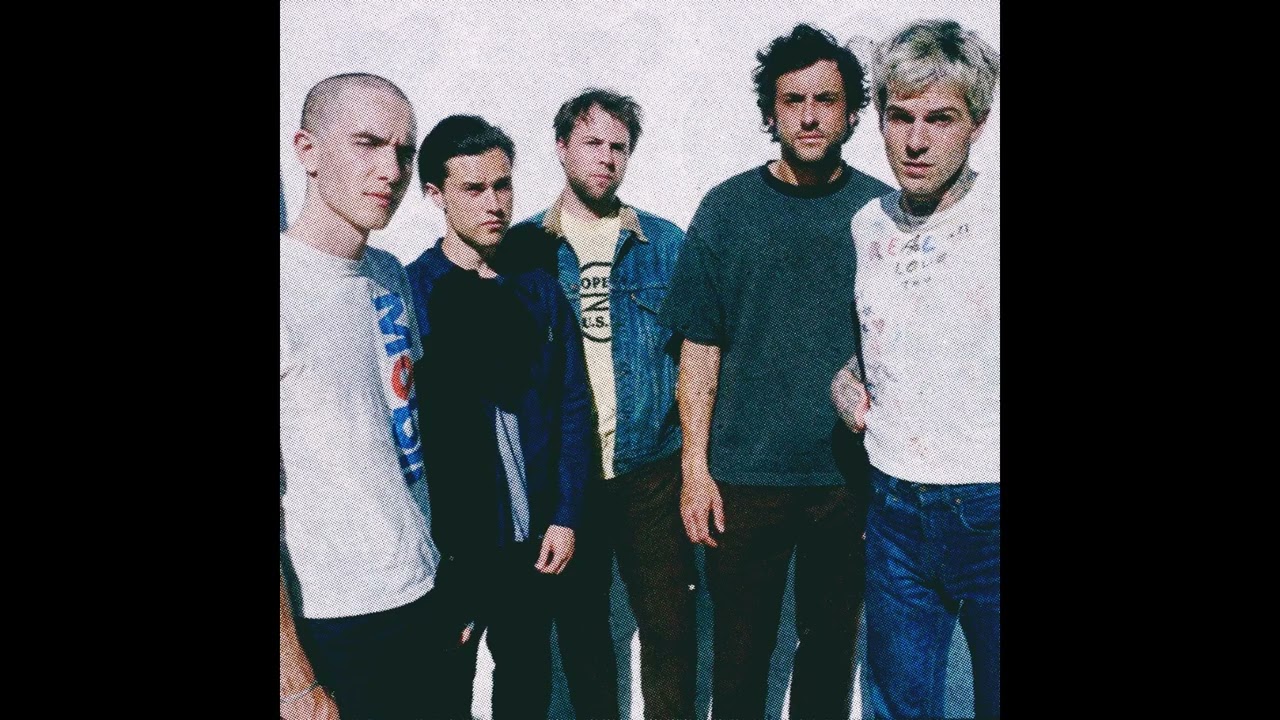 The Neighbourhood - Stuck In The Dark (2017 LEAK)