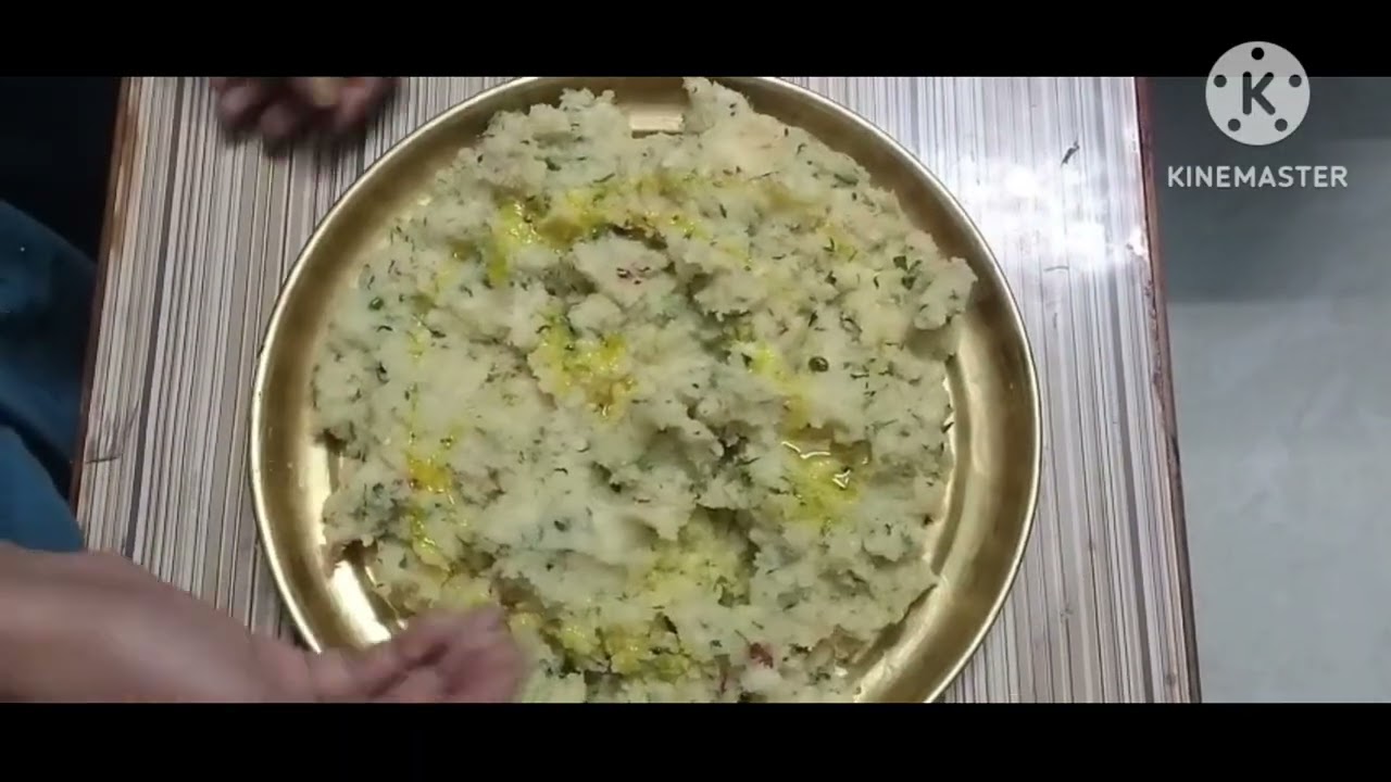 जब मन करे कुछ क्रिस्पी, बनाएं सूजी वड़ा 😍