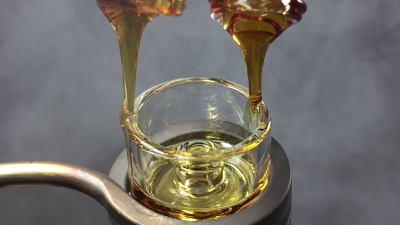 Double Barrel Dab Porn With Two Jars Of Clear Concentrate! Huge Dabs On An eBoss XL Quartz eNail Kit