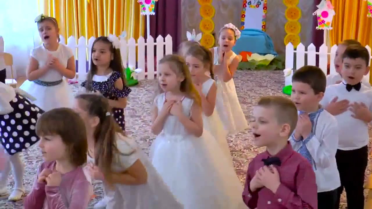 Свято мами 