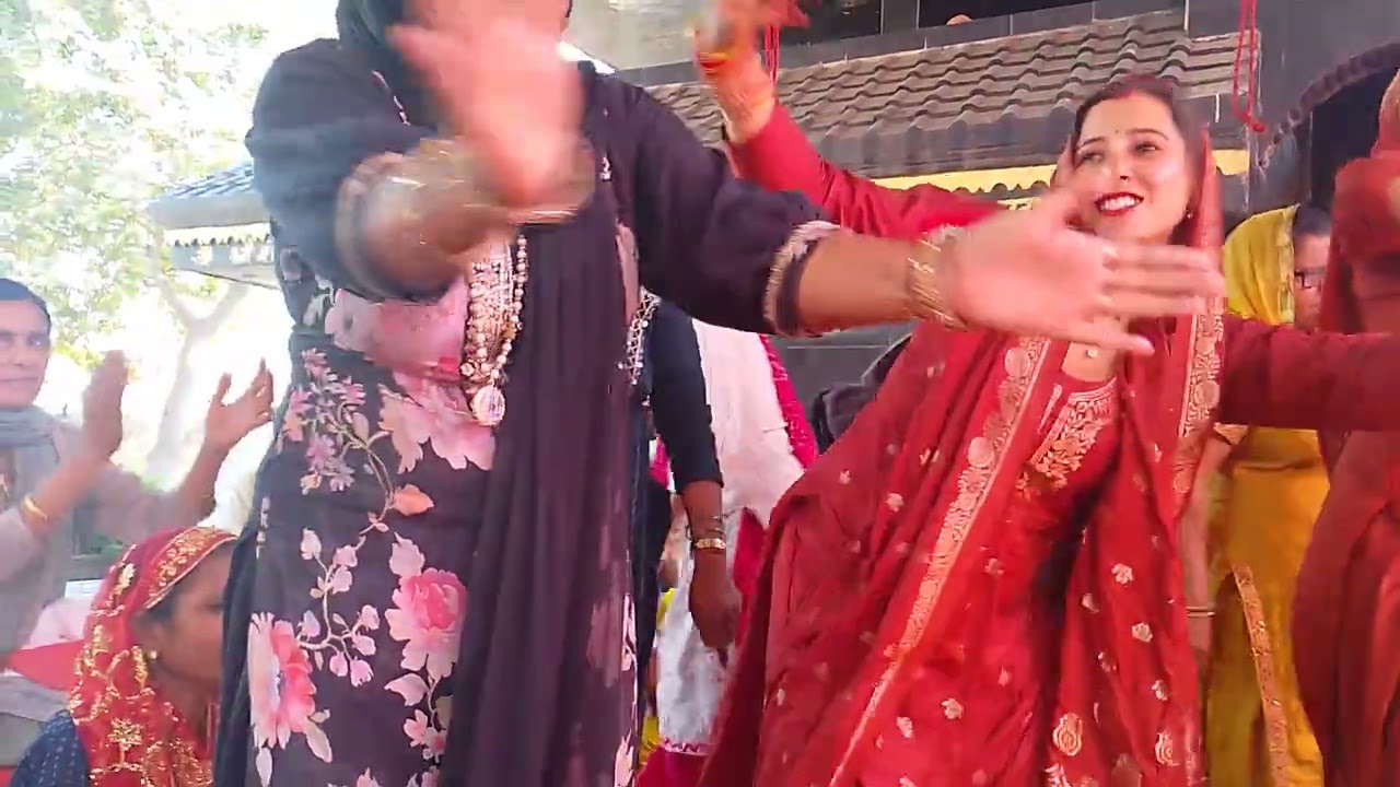 बहन ने कितना अच्छा डांस के गोरख के भजन पर पूरा देखें पूराभजन सुनाए 🥹🙏♥️♥️😄😄👍