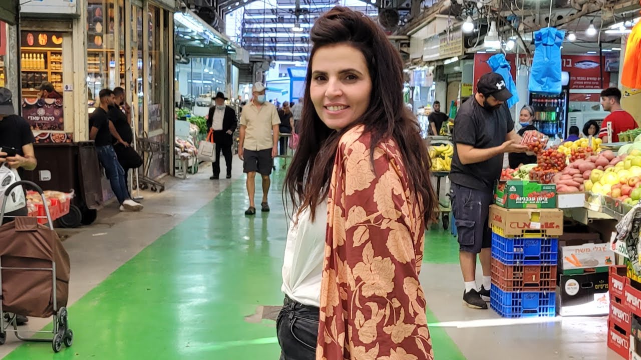 זהר בעיר האורות - סיור בשוק פתח תקווה