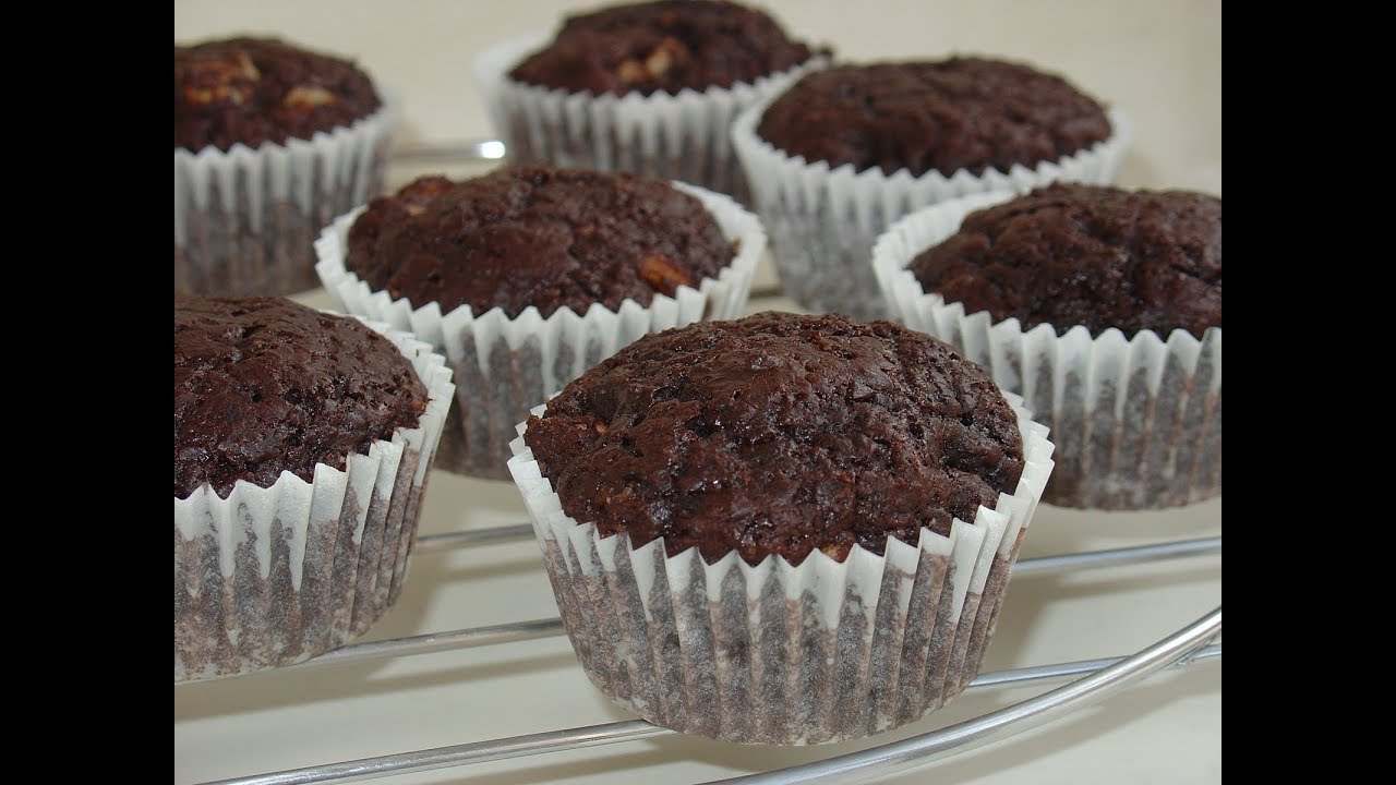 Cupcakes de chocolate rellenos de queso philadelphia