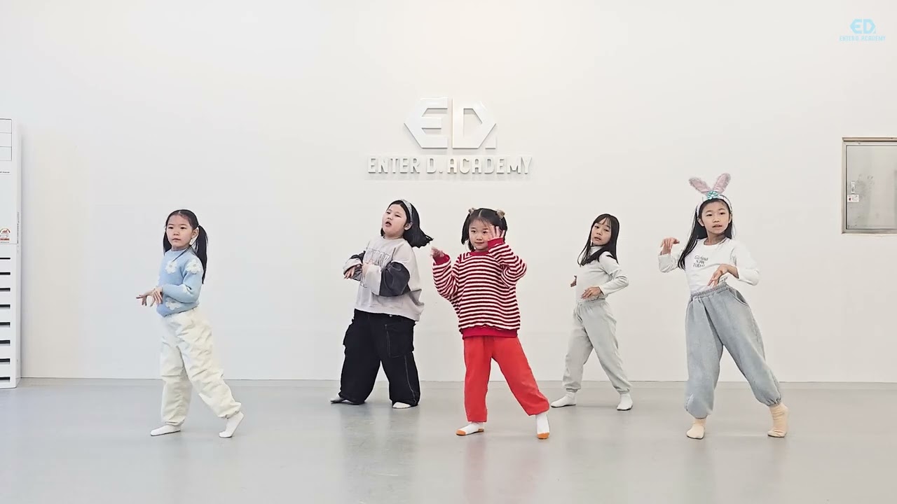 Enter D. 방송댄스  Shakira - Zoo (From 'Zootopia 2')   