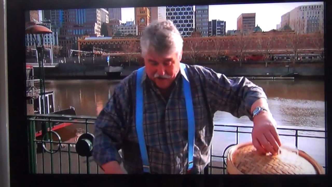 HUEYS KITCHEN:STEAMED FISH WITH SOY+ GINGER