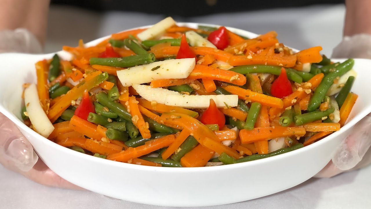 SALADA DE RESTAUTANTE VAGEM COM CENOURA
