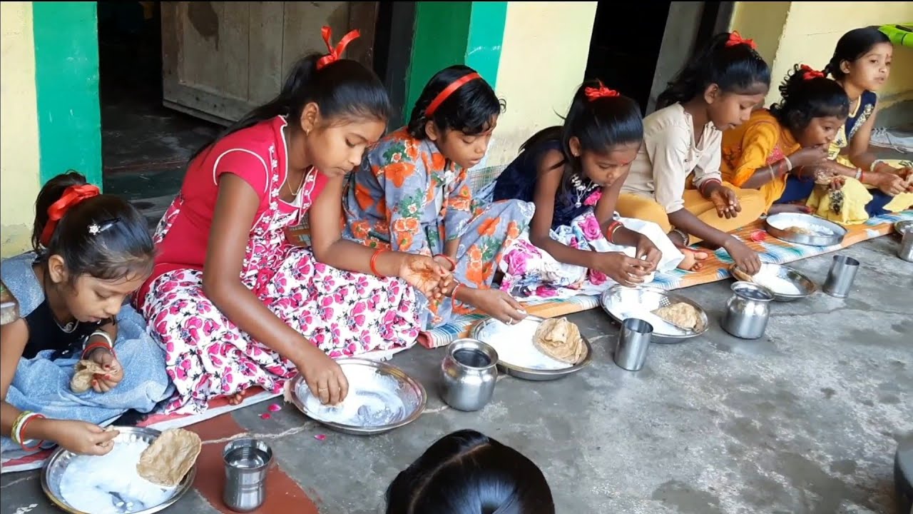 नवरात्रि कन्या पूजन के || नवरात्रि में 9  कन्या भोज कैसे करें | Navratri 9 Kanya Pujan Vidhi | Lucky