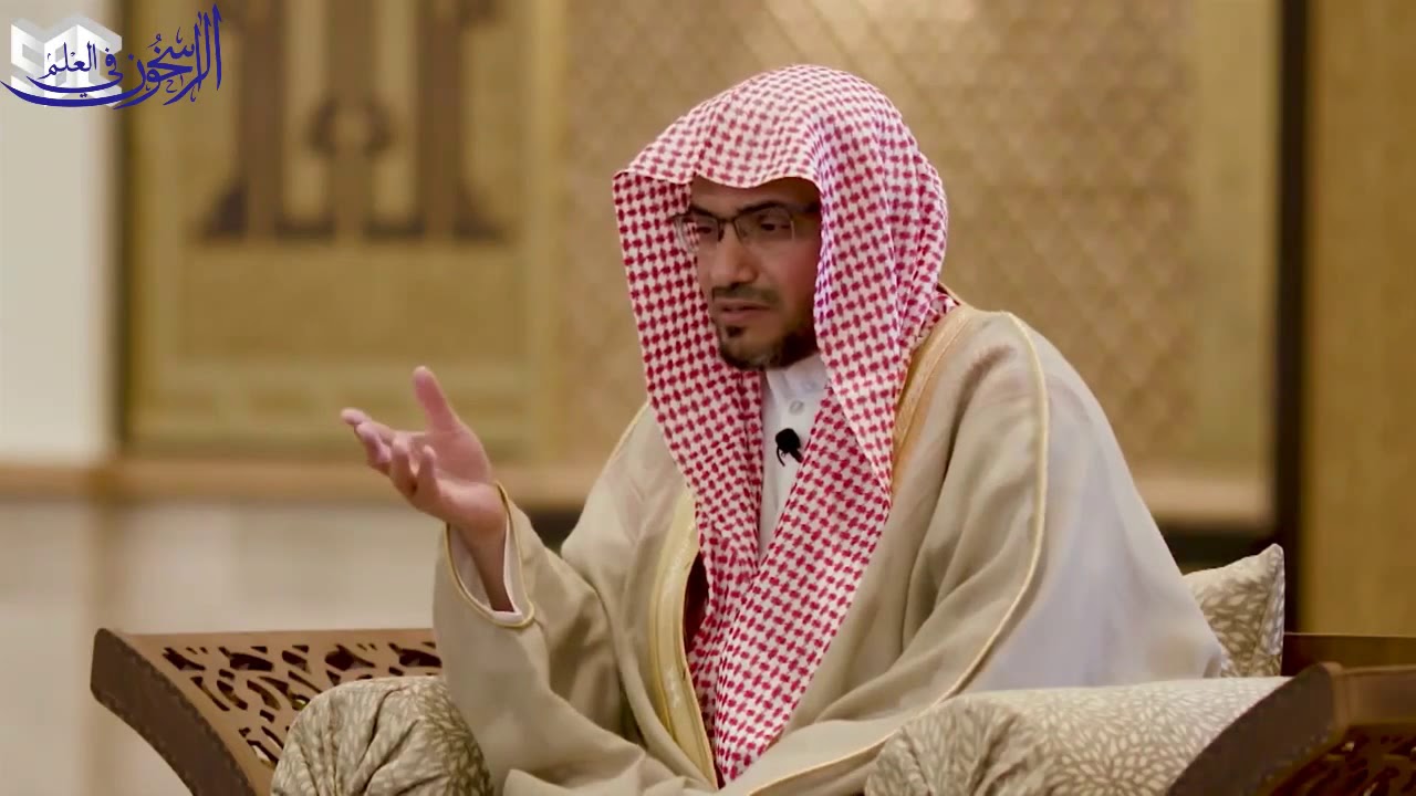 حُكم مَن صلَّى وفي ثَوبِه نجاسة - الشيخ صالح المغامسي