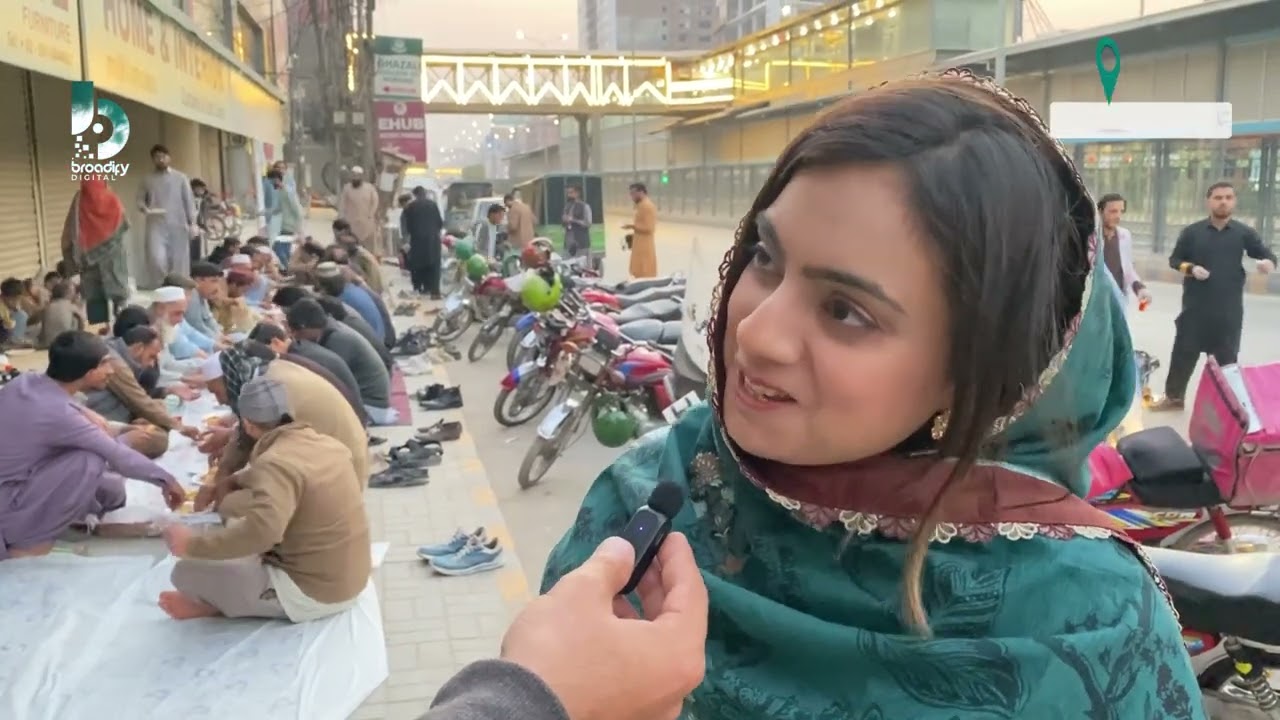پشاور میں خواتین سجاتی ہیں افطار دسترخوان