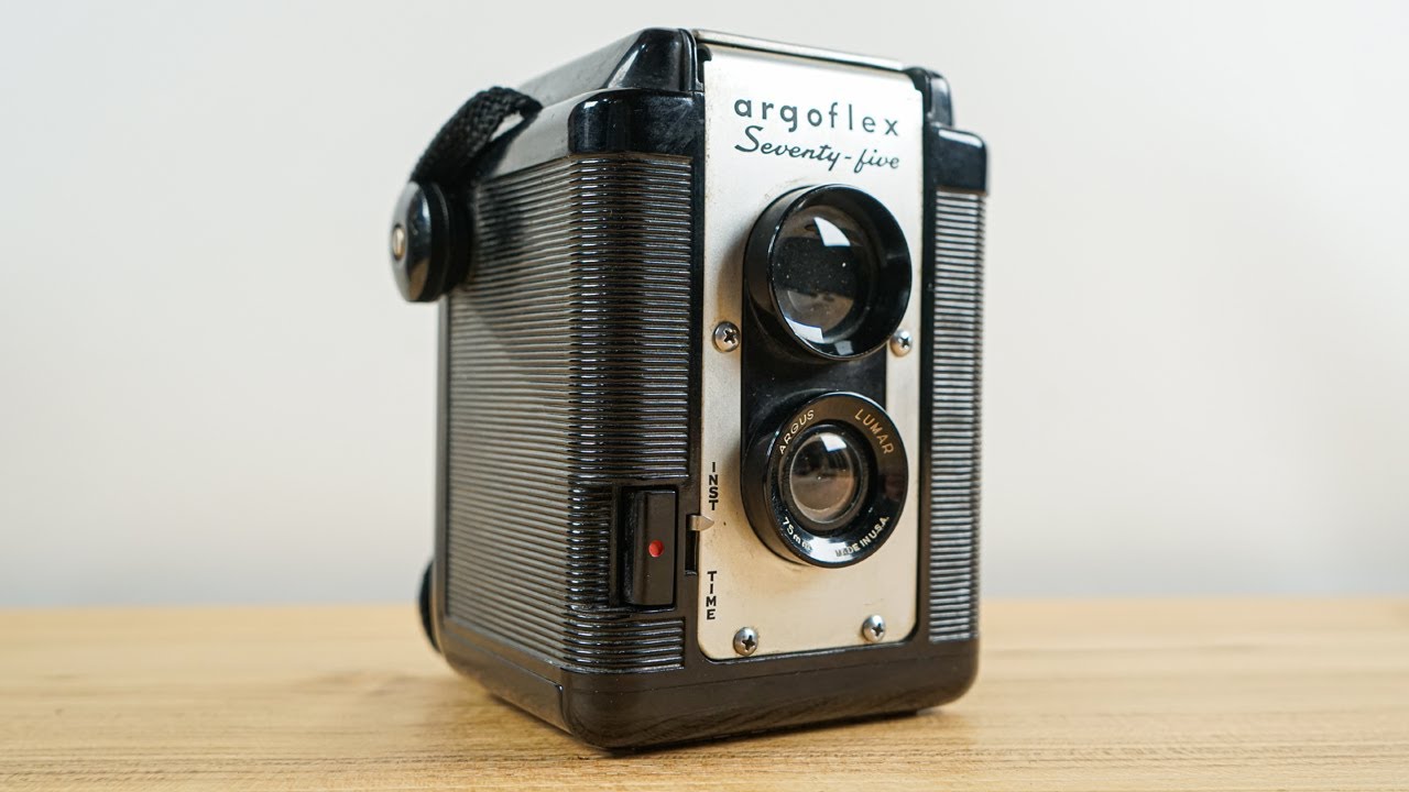 Argus Argoflex 75 Seventy-five Twin Lens Reflex Camera