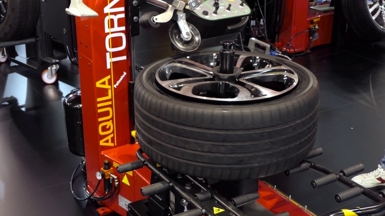 MONDOLFO FERRO - Autopromotec 2017 - AQUILA TORNADO