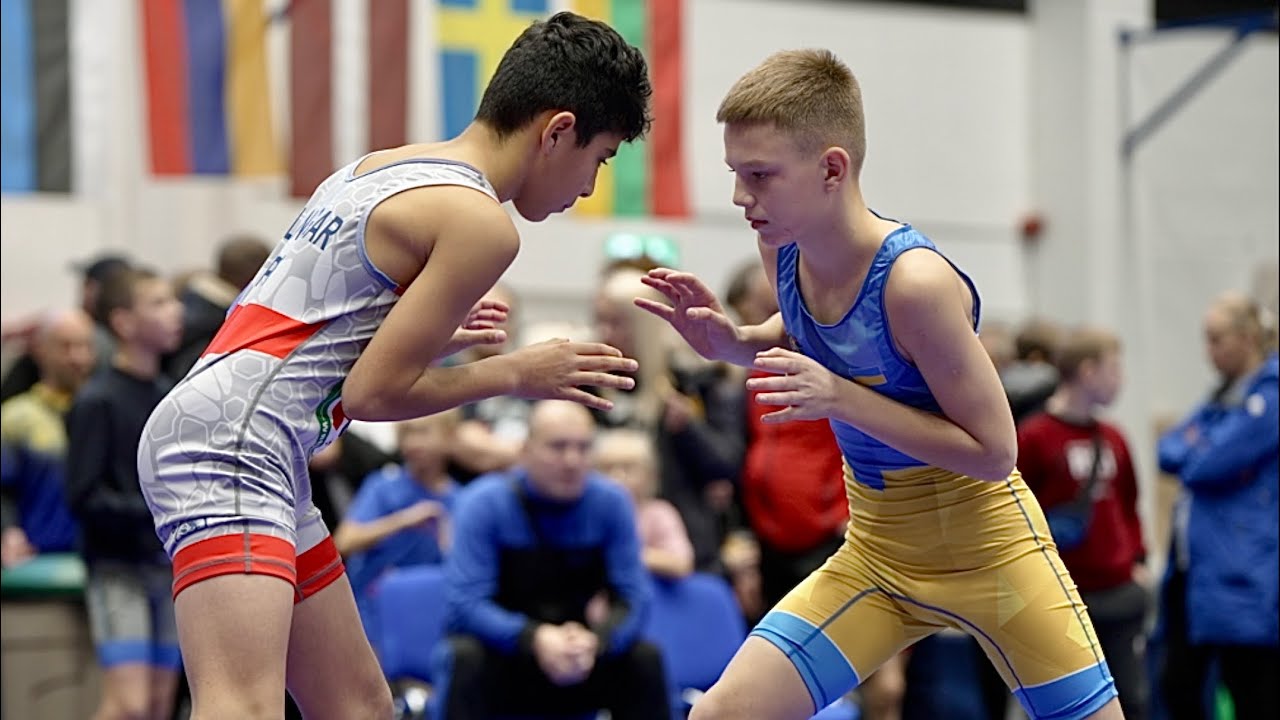 U13 A. Ei-Nagar (PLE) vs M. Ermolenko (UKR) 47kg final. Youth boys greco-roman wrestling.