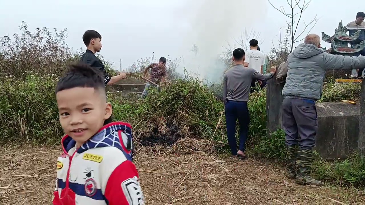 Dọn dẹp mộ bà 2026