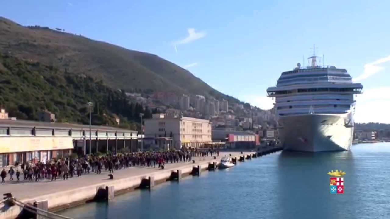 Marina Militare - Portaerei Cavour in Croazia