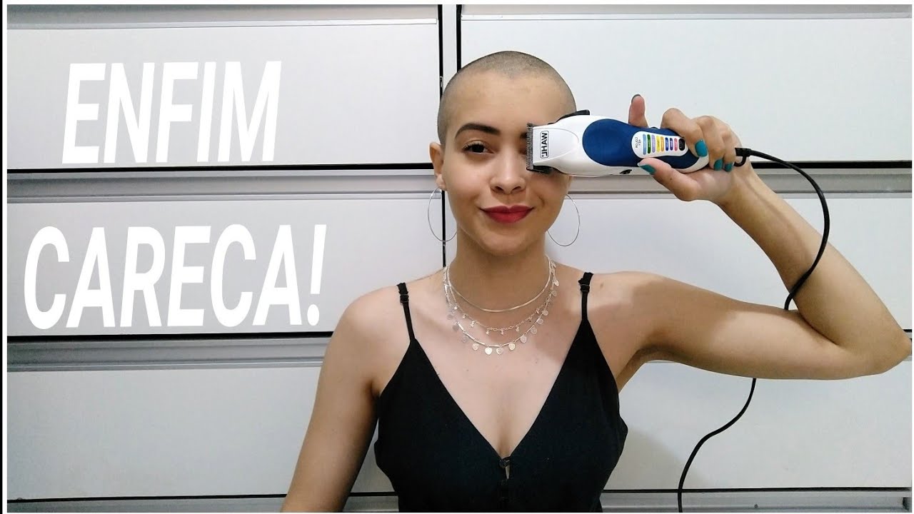 ENFIM CARECA! | RASPEI A CABEÇA | Larissa Dallari