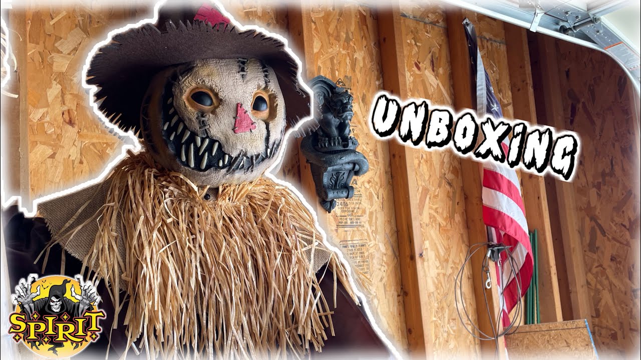 NEW FOR 2024 | Spirit Halloween Mack Straw | UNBOXING & REVIEW