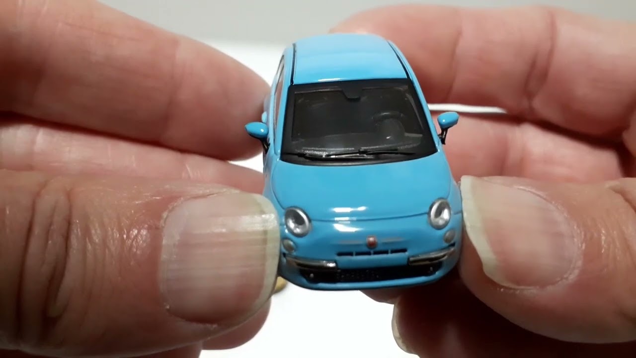 Fiat 500 1/64 by Kyosho