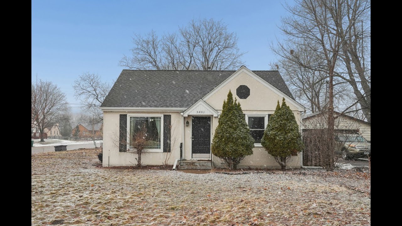 5401 Hampshire Avenue N Crystal, MN | ColdwellBankerHomes.com