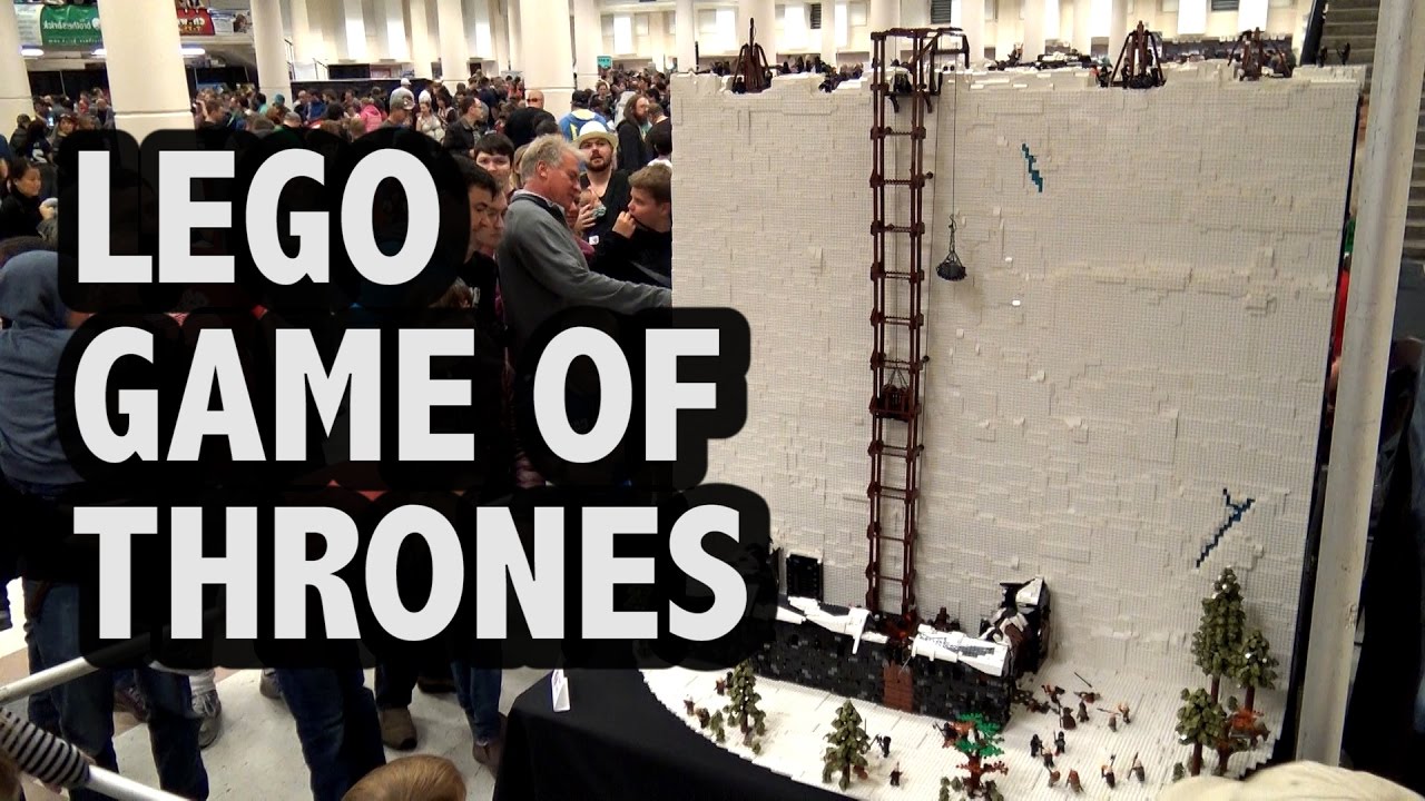Massive LEGO Game of Thrones Wall / Castle Black