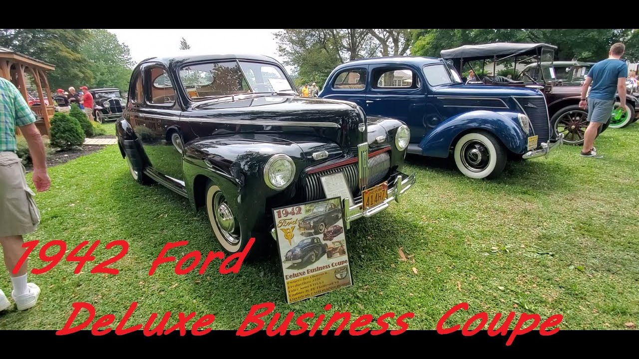 1942 Ford DeLuxe Business Coupe ( at the 2021 Das Awkscht Fescht )