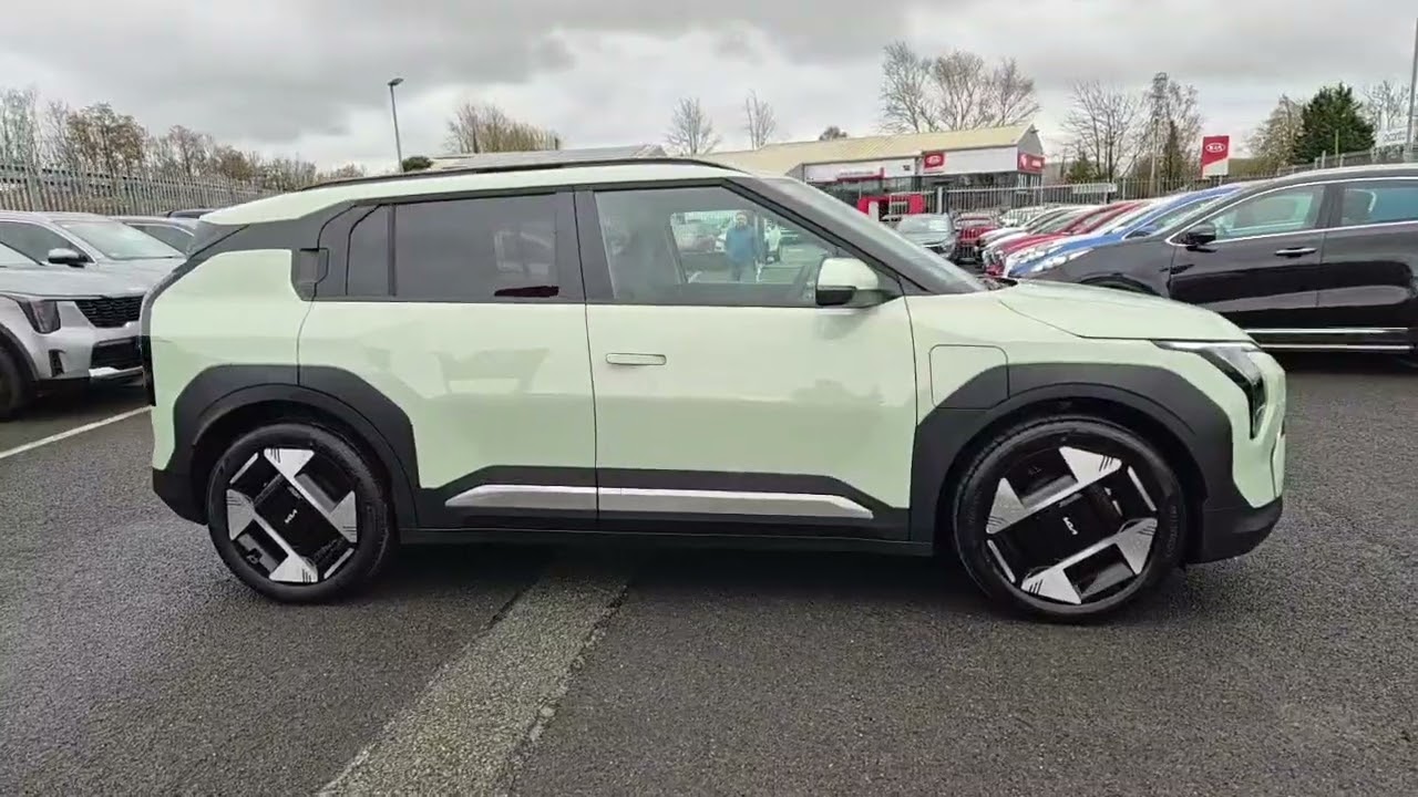 261KE2871 - 2026 Kia EV3 Earth 3 81Kw  Pre-Reg 0 APR RefId: 715543