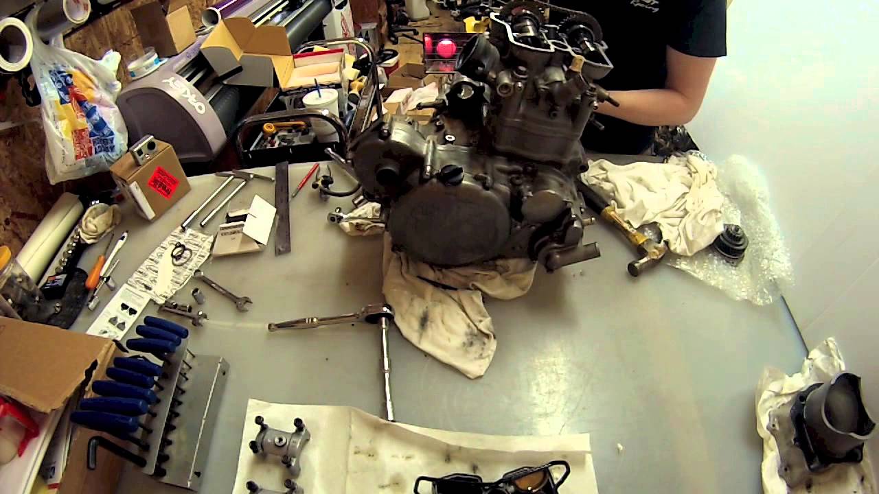 Suzuki LTR450 Top End Build