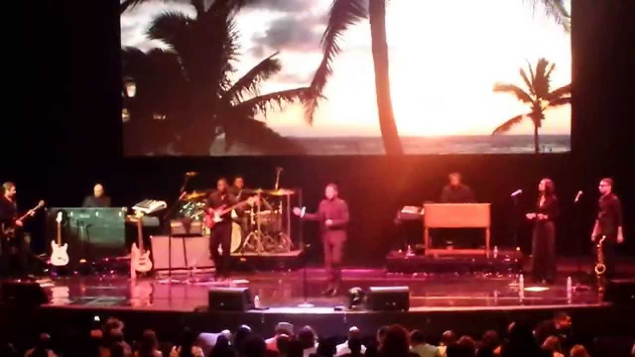 Maxwell in concert: Lifetime