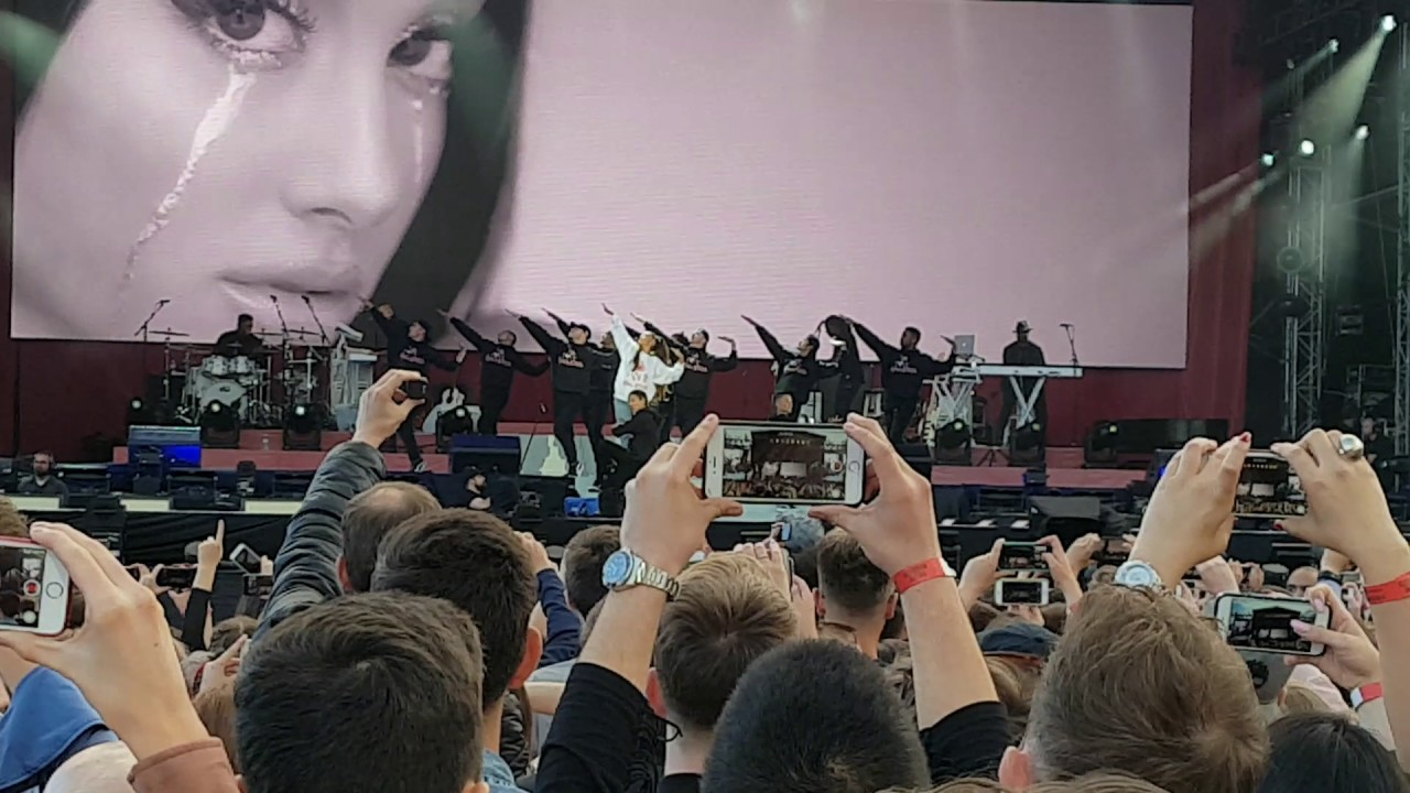 Ariana Grande - Be Alright (One Love Manchester)