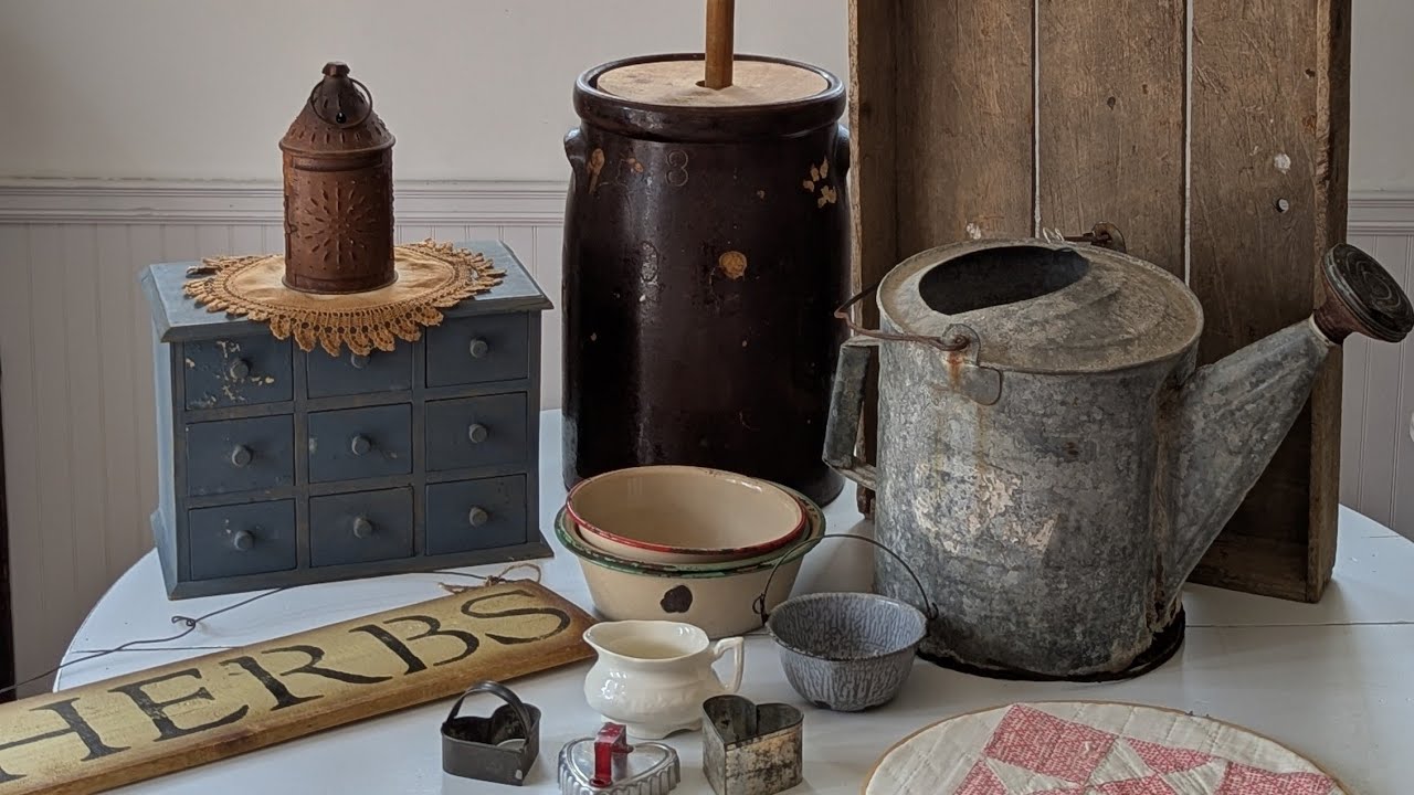 Collector’s Carnival Antique Show | Princeton, Indiana Vintage Market Treasure Hunt