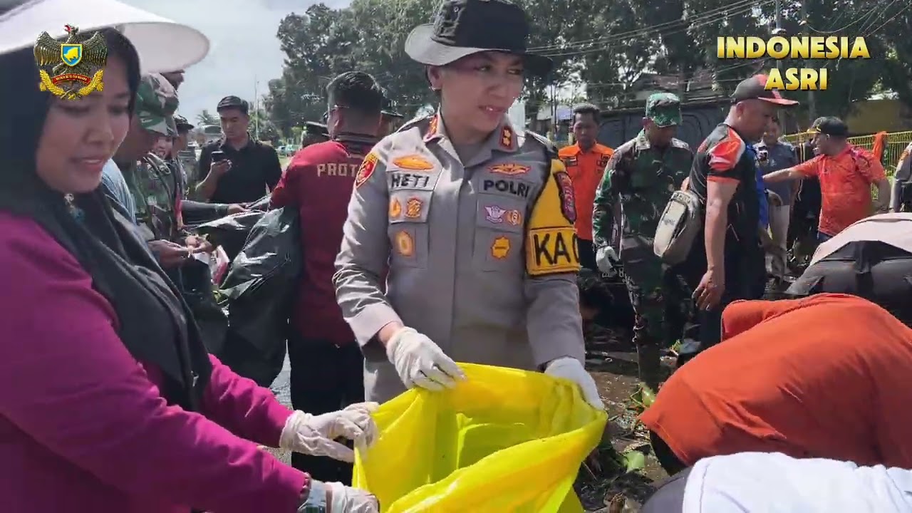 GERAKAN SERENTAK INDONESIA ASRI KODIM 0429/LAMTIM BERSAMA JAJARAN FORKOPIMDA, OPD DAN MASYARAKAT 
