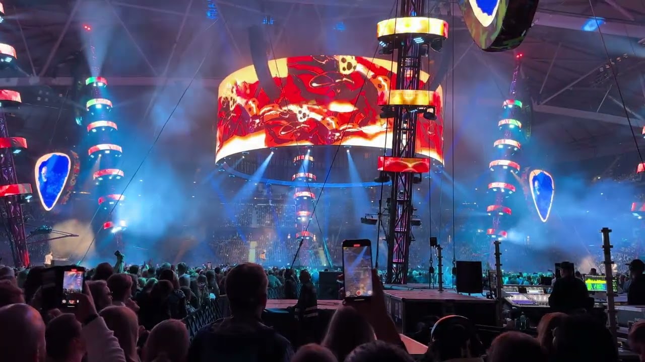 Ed Sheeran - Castle on the Hill - Live - Strawberry Arena - Stockholm 2025 