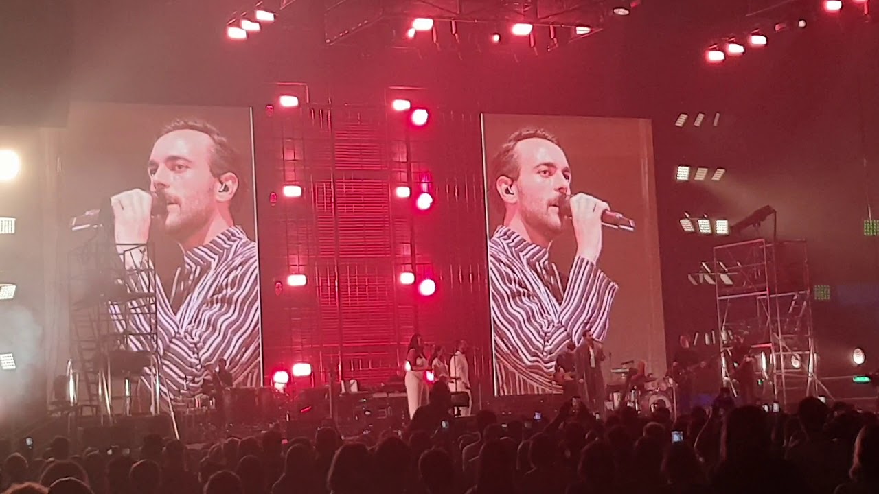 Marco Mengoni - Proteggiti da me @Vitrifrigo Pesaro