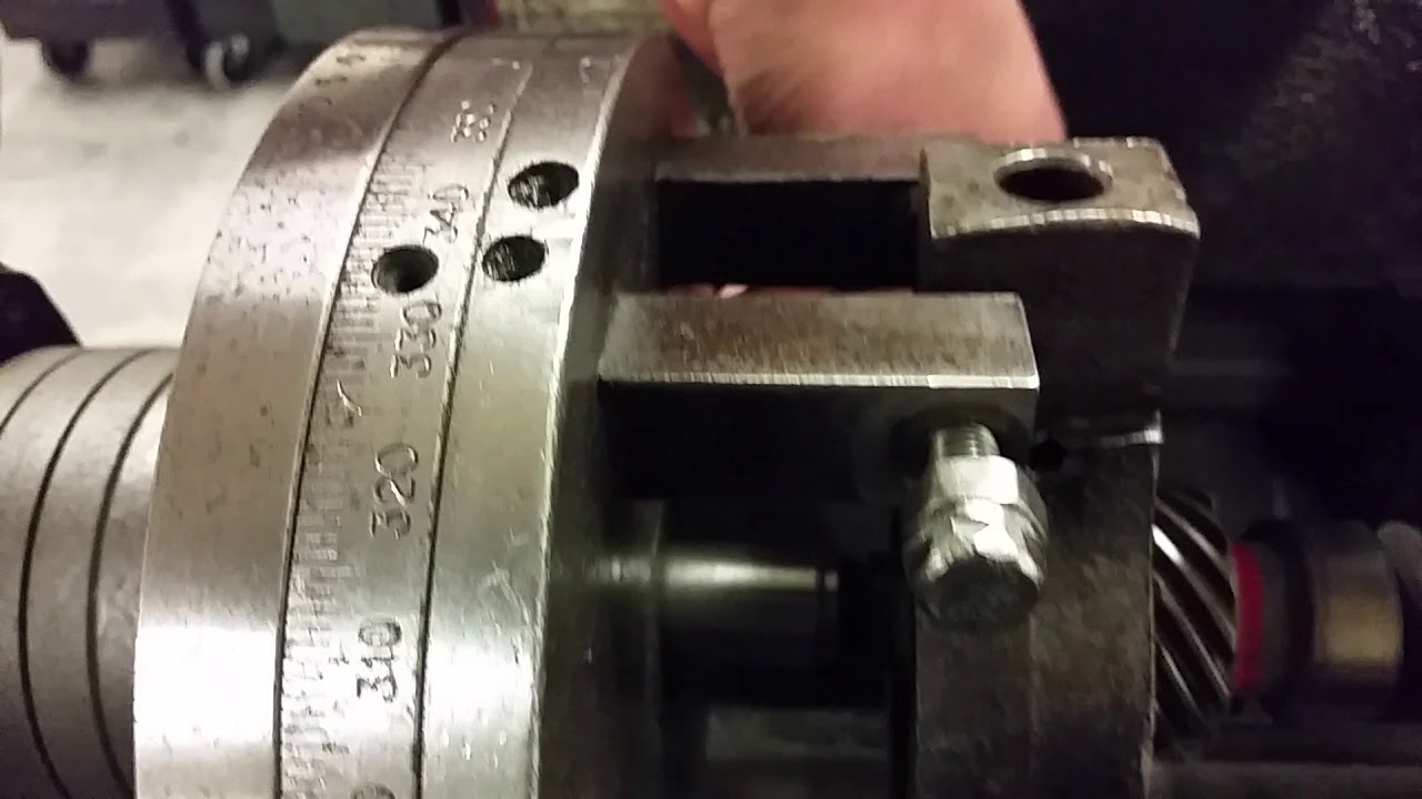 Camshaft .... checking lobe separation