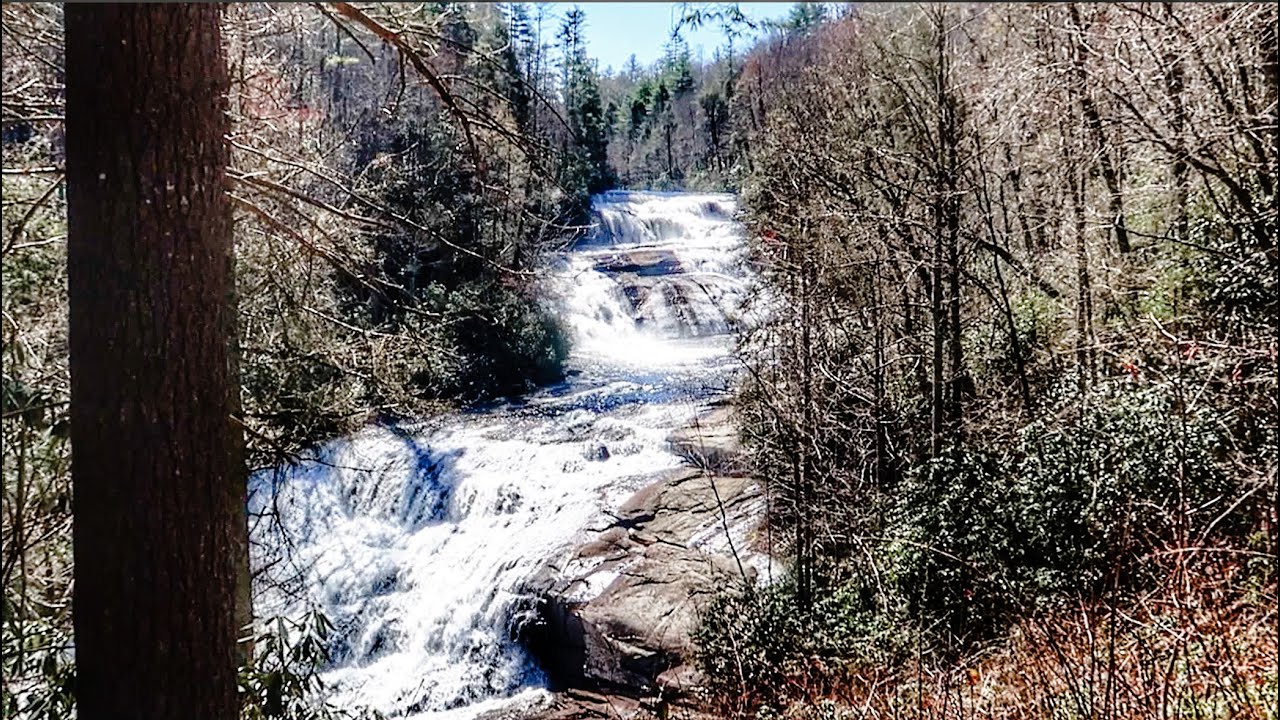 NC Waterfalls | Hiking in DuPont State Forest | Triple Falls