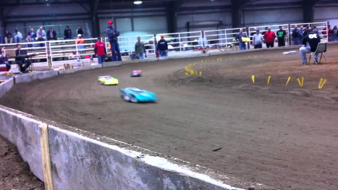 Dozer Cam: Chili Bowl Jr open latemodel