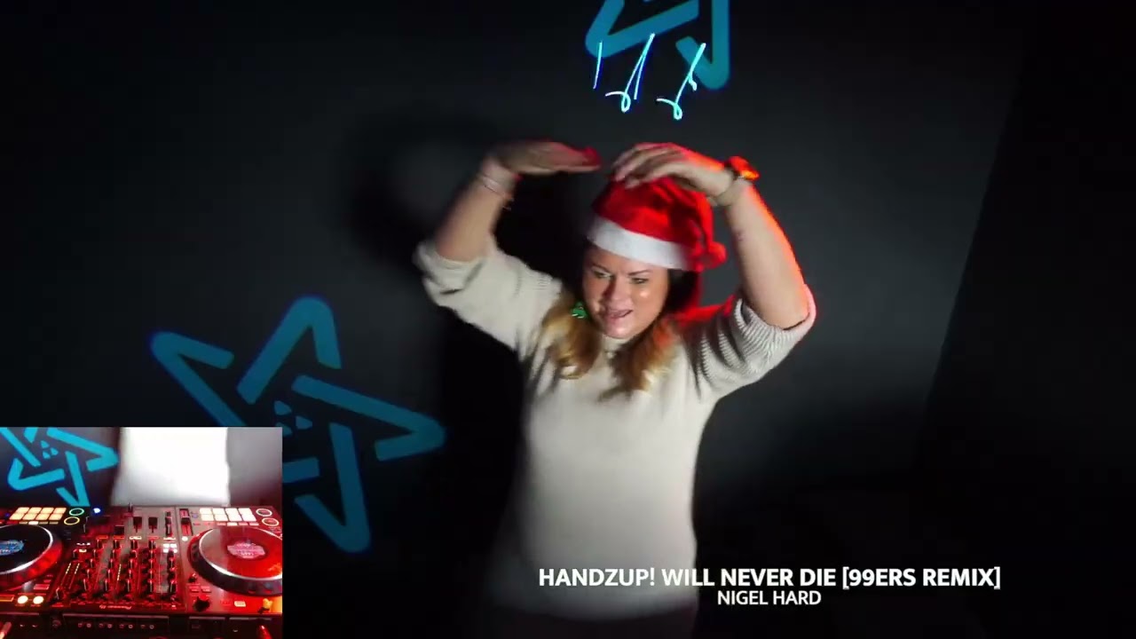RooftopRave Let's get ready for Christmas mit Ann RG & Wolly vom 24.12.2025 [38]