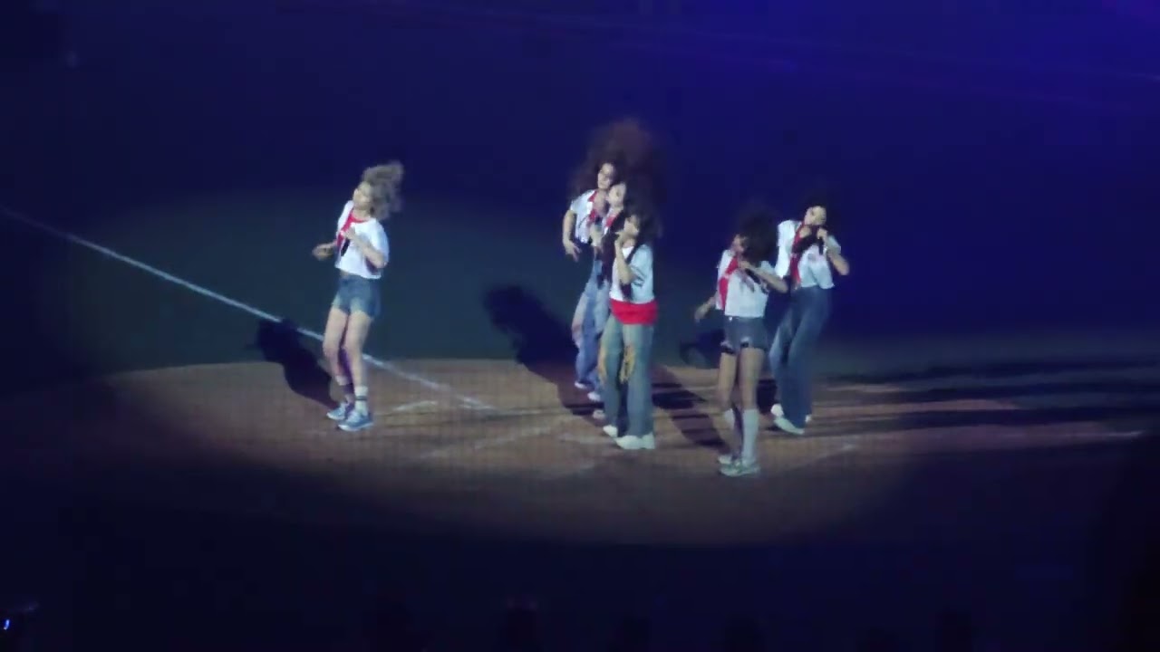 NMIXX - KNOW ABOUT ME + DASH + Love Me Like This(20250427 Taipei Dome baseball ⚾ ENDING performance)