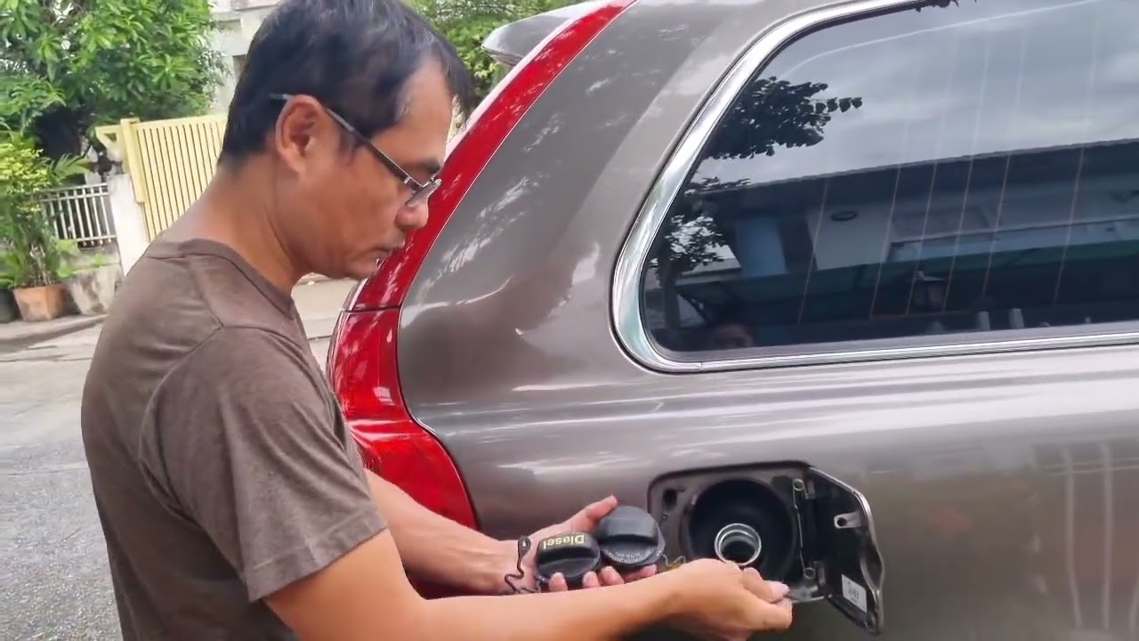 ยางห้อยฝาถังน้ำมัน Volvo XC90,XC60,S80 Gen1