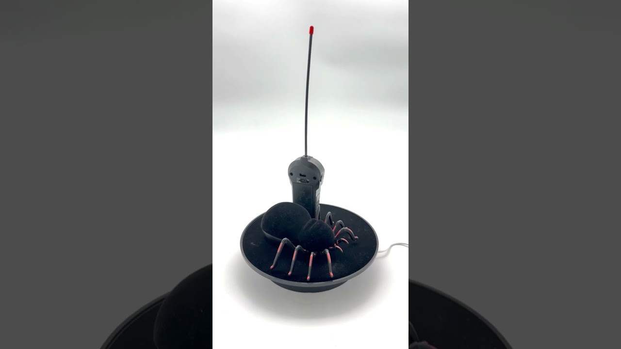 🕷️ L&rsquo;araign&eacute;e radiocommand&eacute;e : le gadget Halloween qui fait sensation chez les pros ! 👻