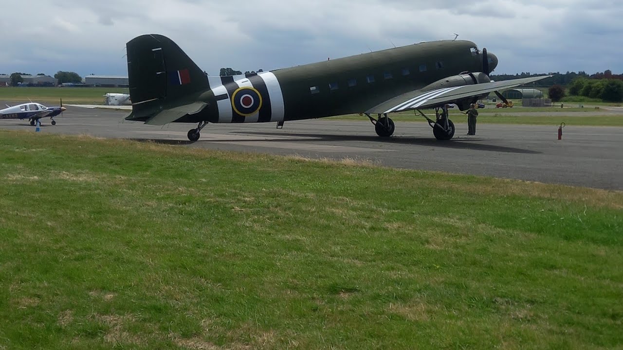DC-3/C-47 Dakota Startup