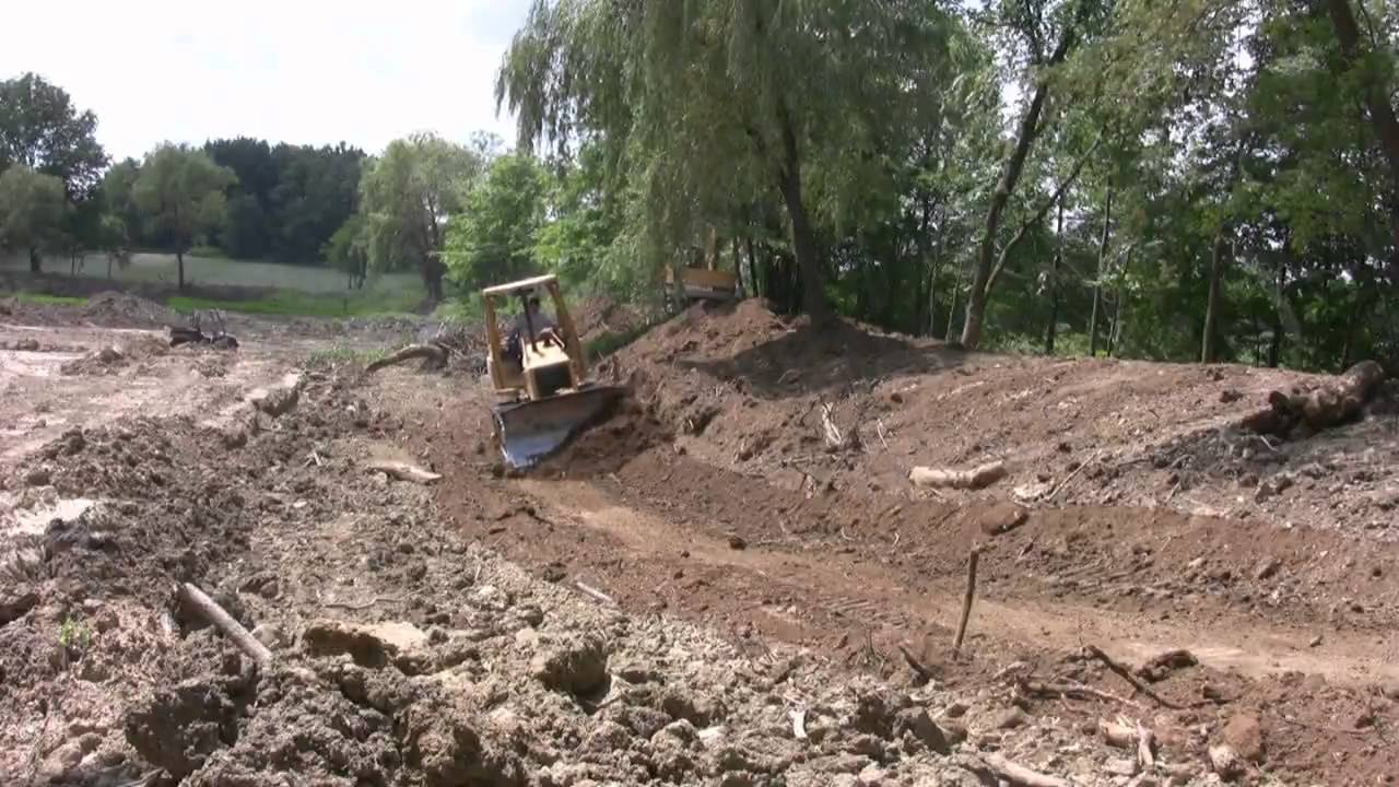 Cat D3 in action.