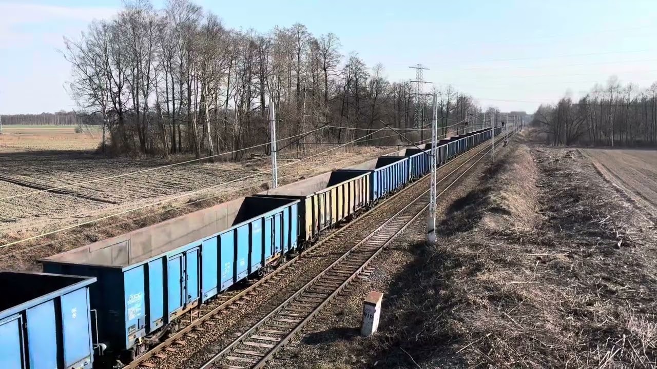ET41 PKP Cargo z różnymi weglarkami lk138