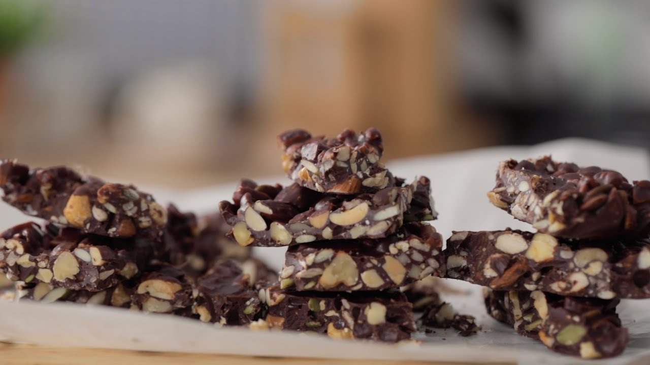 Cómo hacer BARRA DE CHOCOLATE crocante 😋 keto, sin azúcar!
