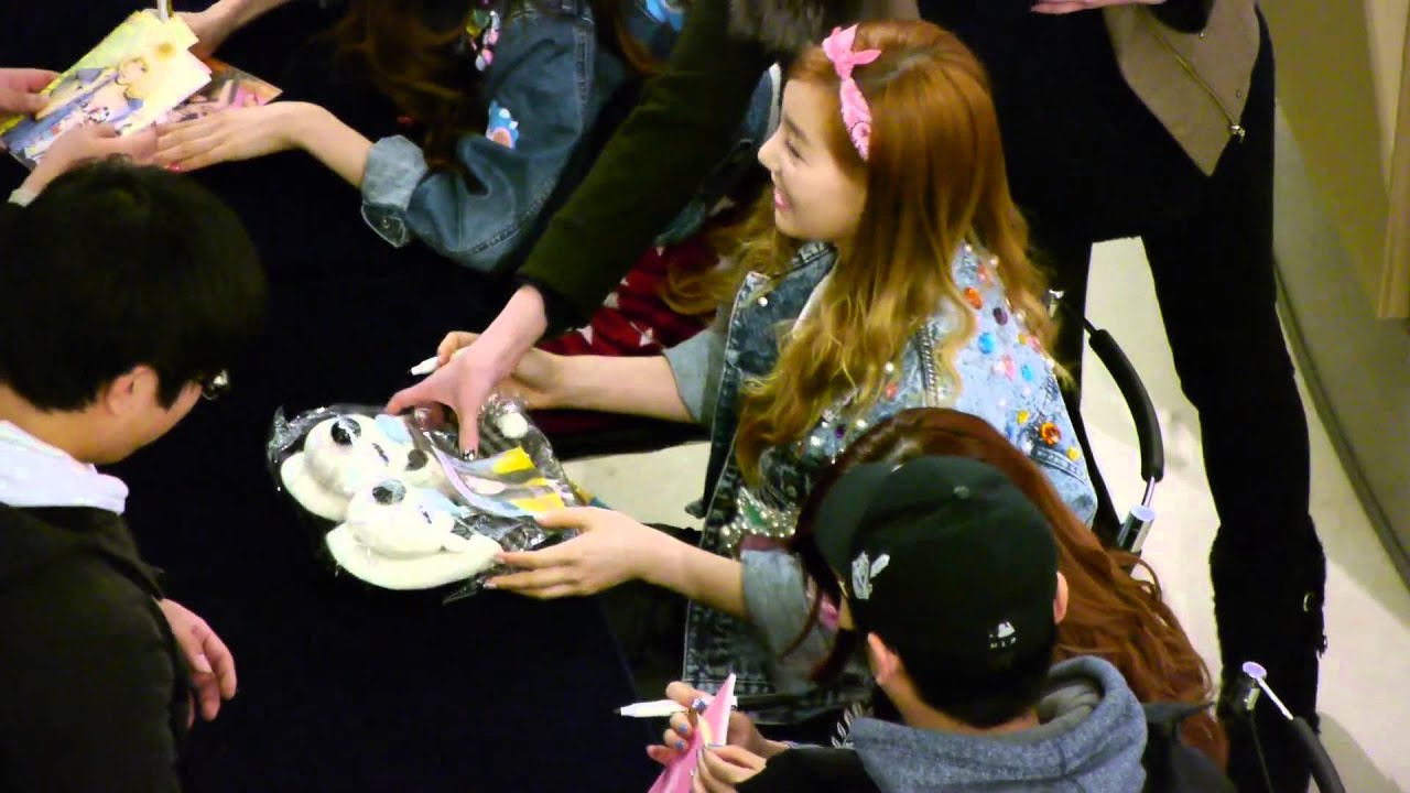 [Fancam] 130126 SNSD@Fansign Event