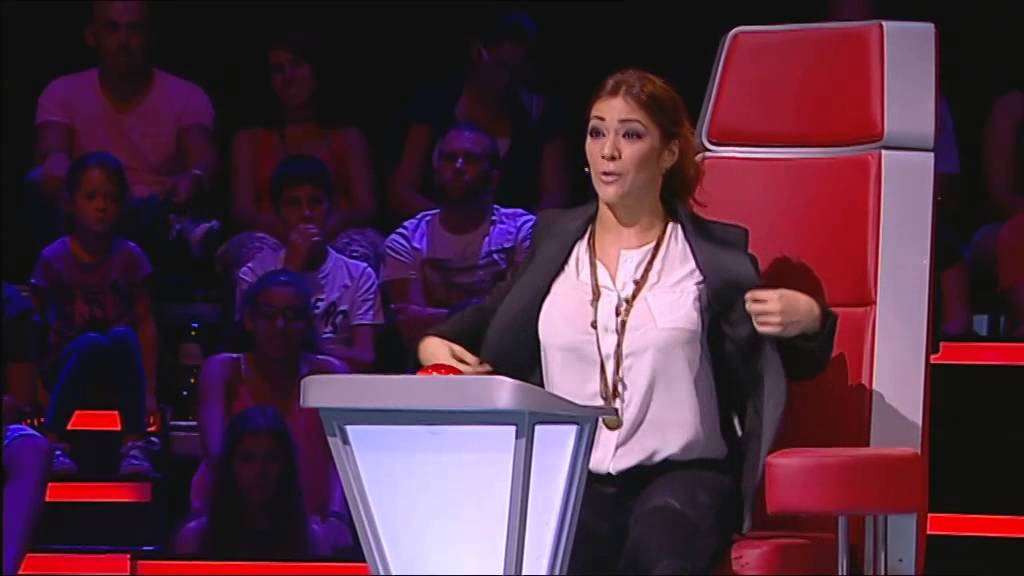 Andreia Santos - Something's got to hold on me - The Voice Kids