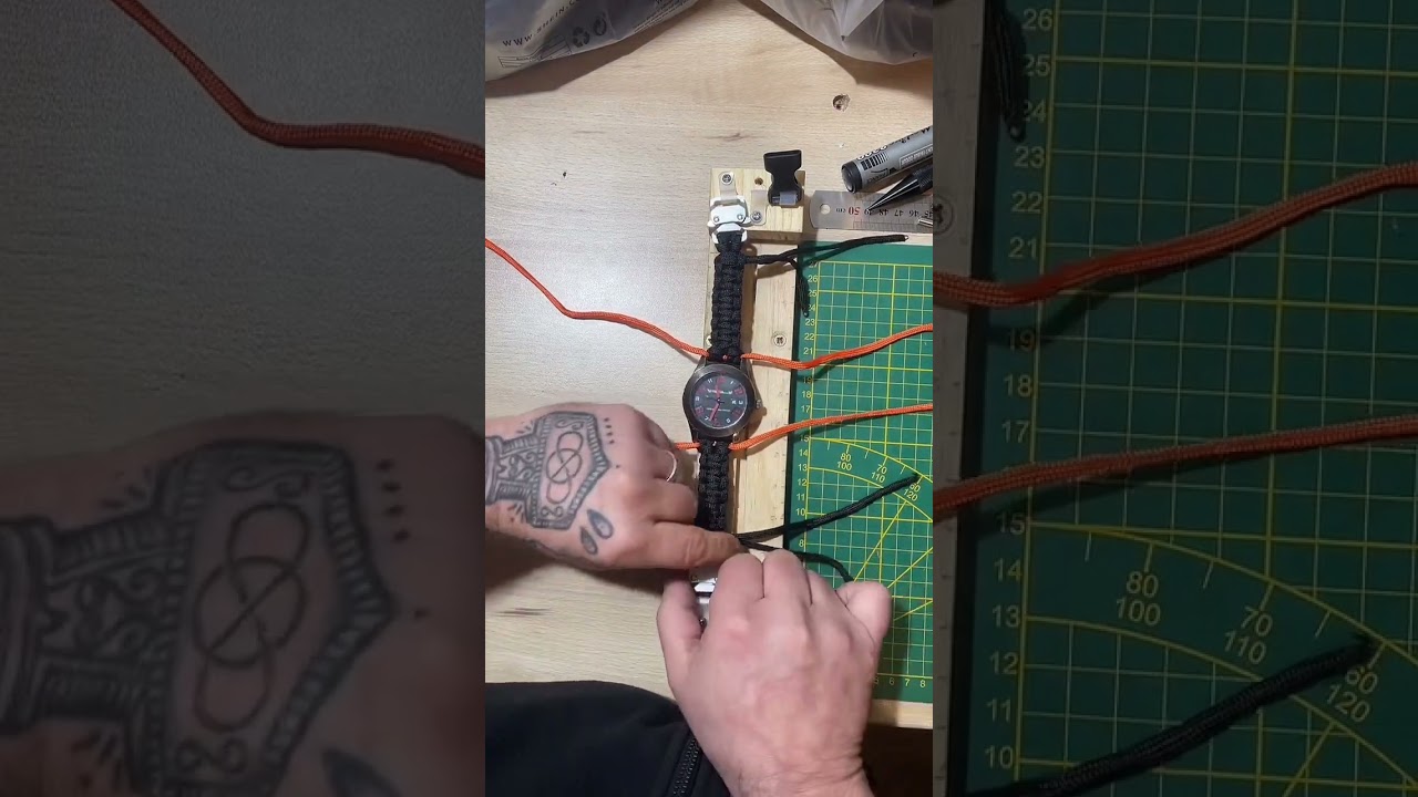 Création d’un bracelet montre en paracorde modèle King cobra