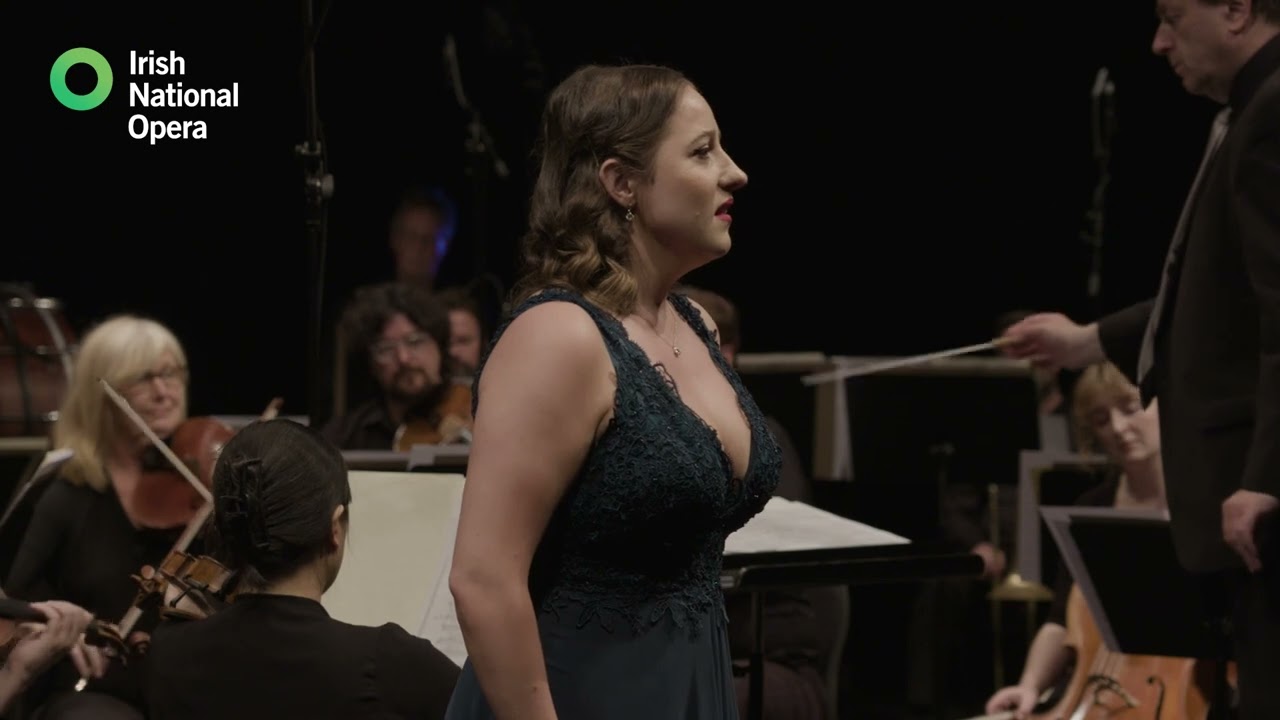 Adieu notre petite table - Jade Phoenix, soprano
