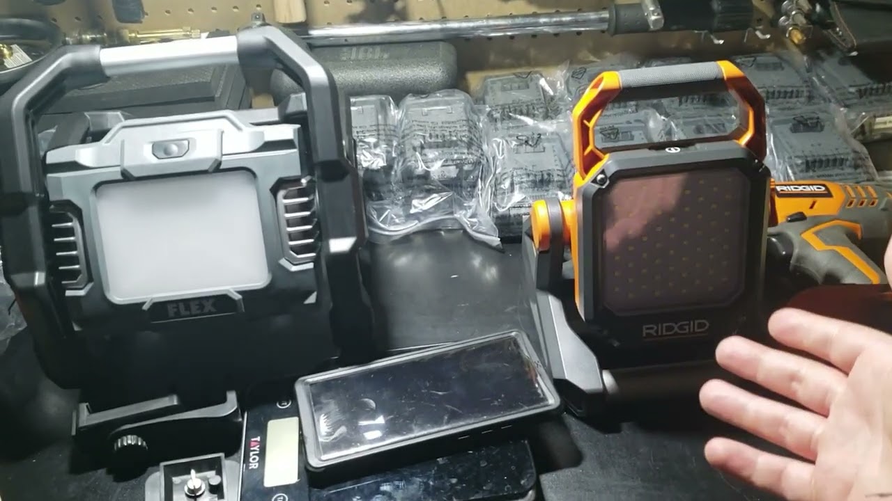 Прожектор RIDGID 18V VS FLEX 24V